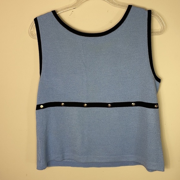 St. John Sleeveless Boxy Sweater Silver Studs - Picture 6 of 8